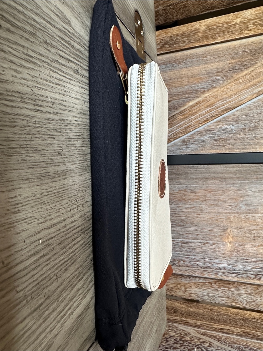 Mercedes Benz Cream Pebbled Leather Zippered Wallet Clutch - Picture 3 of 15